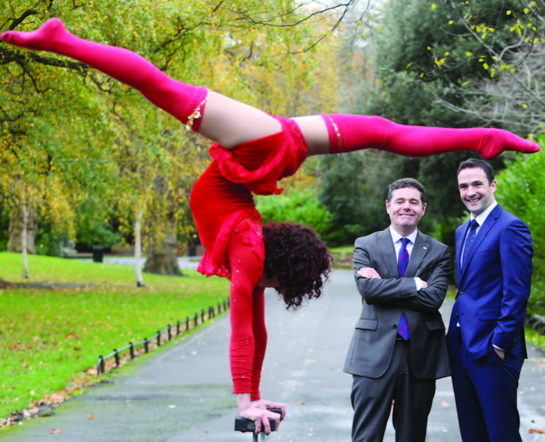 Attention seeking exhibitionist (centre) appears in St. Stephen’s Green