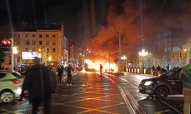 O'Connell Bridge riots