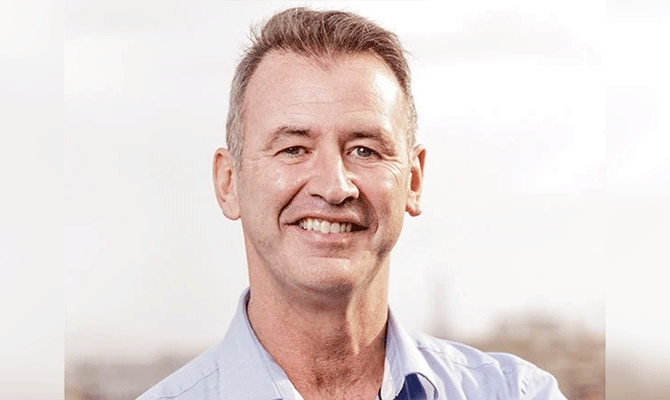 Gary Mullan