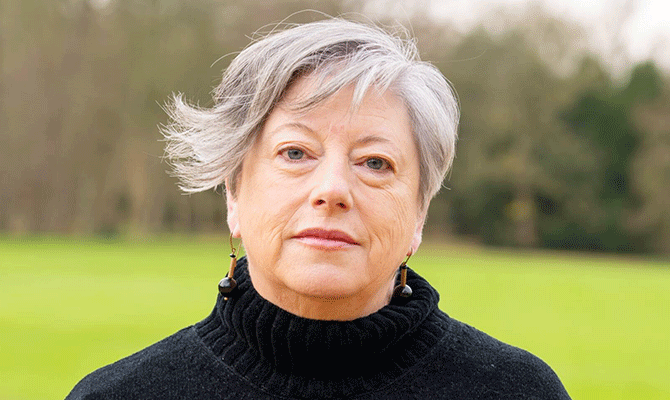 Vona Groarke